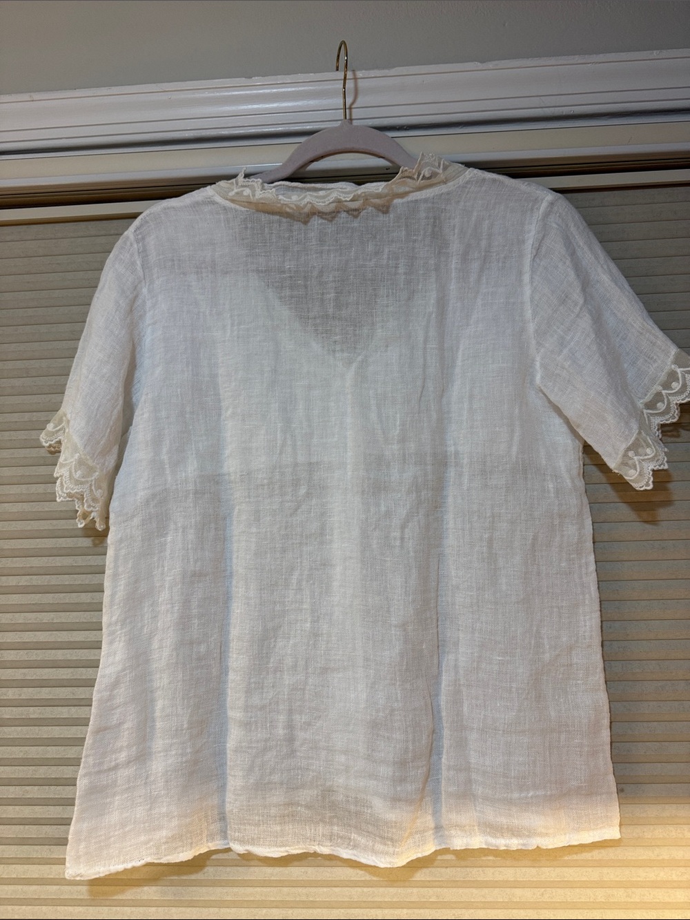Valentina Naldi Cream Lace-Trim Short-Sleeve Blouse - Picture 3 of 3